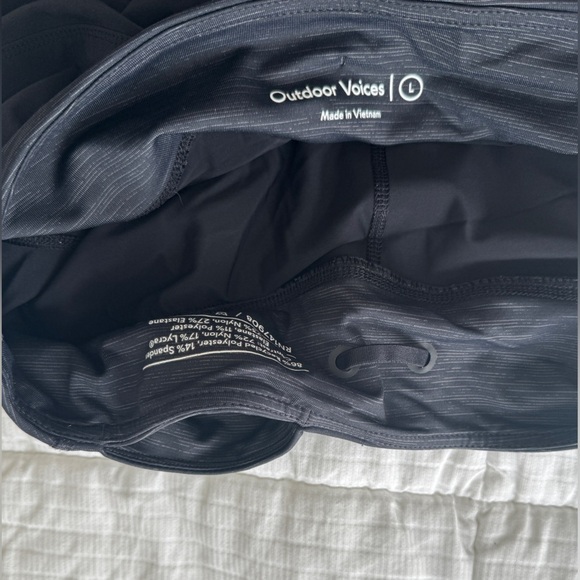 Outdoor Voices black activewear skort - Picture 4 of 8